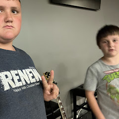 William and Liam Song's  channel avatar